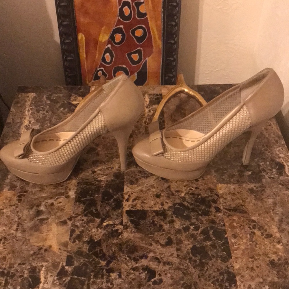 Heels - Picture 6 of 7